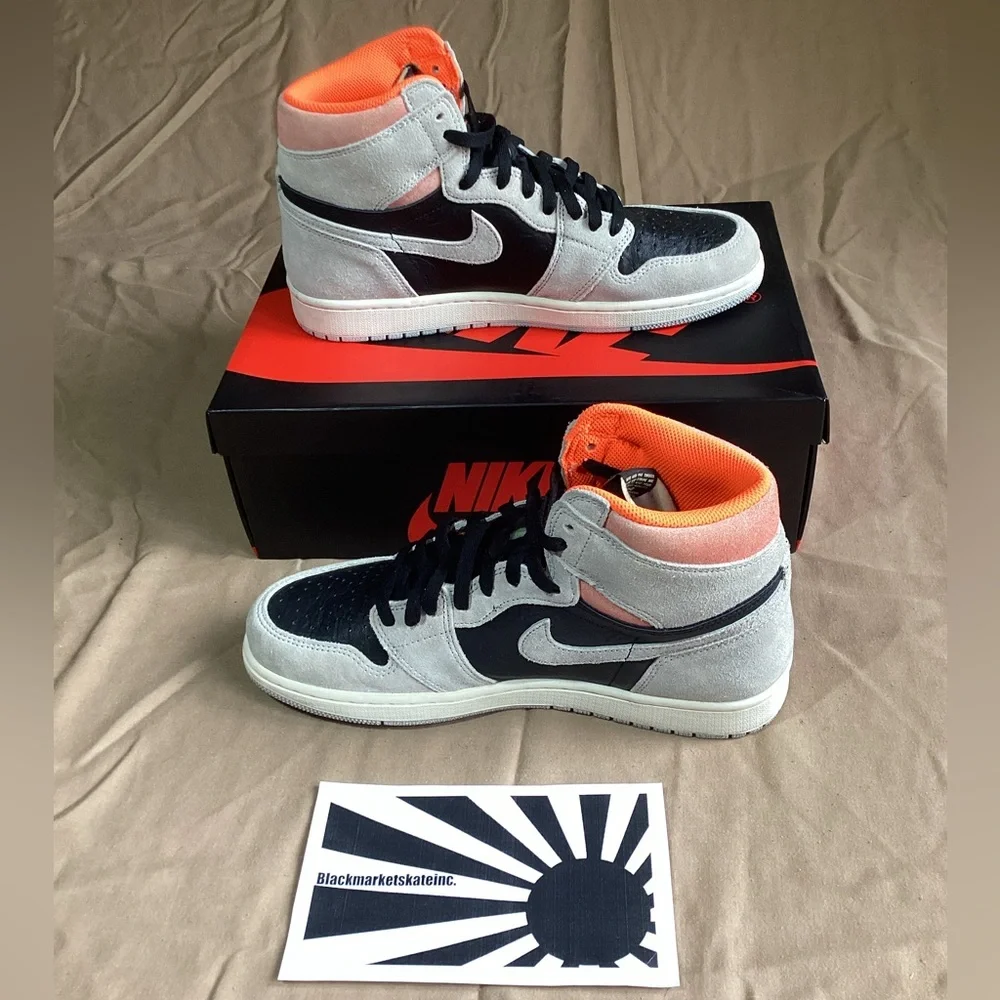 Nike Air Jordan 1 Retro High OG Neutral Grey 555088-018 Men's Size 10.5